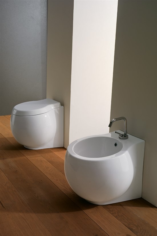 Vas WC PLANET by SCARABEO CERAMICHE